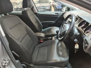 /photos/12494/04ac2033-7045-4a21-b2ef-40951b238d50_i320x240.jpg