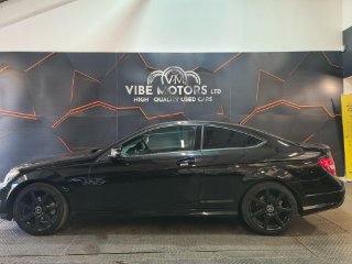 /photos/12494/893d70c8-33cf-448c-a63b-3ae576527751_i320x240.jpg