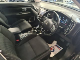 /photos/12494/9cf15fed-428e-4db5-97cd-575fe1de73e0_i320x240.jpg