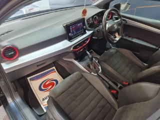 /photos/12494/9f43122b-41ee-44d1-bc89-43392cf2a016_i320x240.jpg