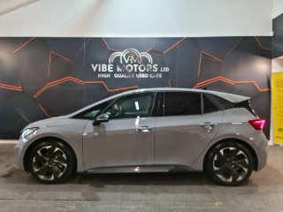 /photos/12494/d9e07aae-81e0-425b-bd49-d215ecd4ea33_i320x240.jpg